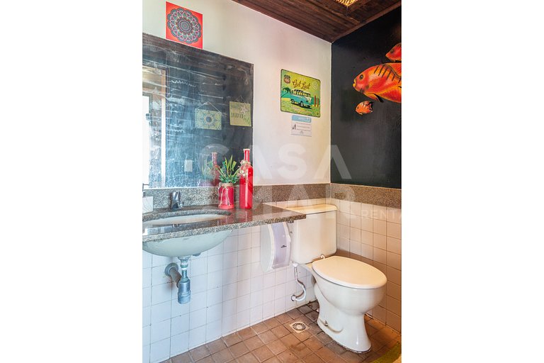 Linda casa com 8 suítes, e vista paradisíaca da praia da Fer