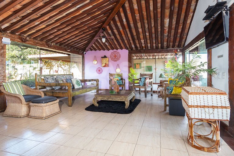 Linda casa com 8 suítes, e vista paradisíaca da praia da Fer