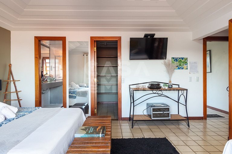 Linda casa com 8 suítes, e vista paradisíaca da praia da Fer
