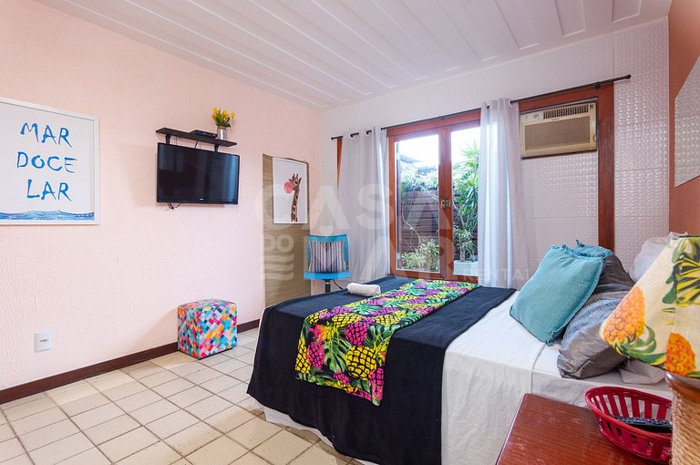 Beautiful house with 8 suites, and paradisiacal view of Ferr