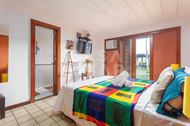 Beautiful house with 8 suites, and paradisiacal view of Ferr
