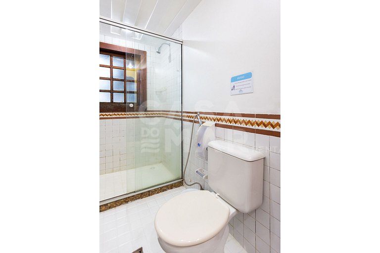 Linda casa com 8 suítes, e vista paradisíaca da praia da Fer