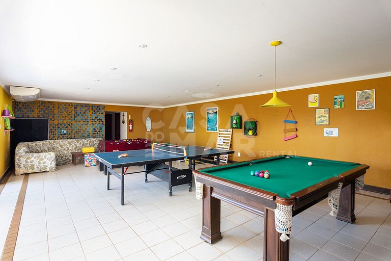 Beautiful house with 8 suites, and paradisiacal view of Ferr