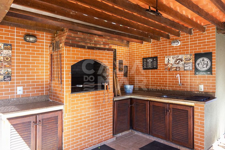 Beautiful house with 8 suites, and paradisiacal view of Ferr
