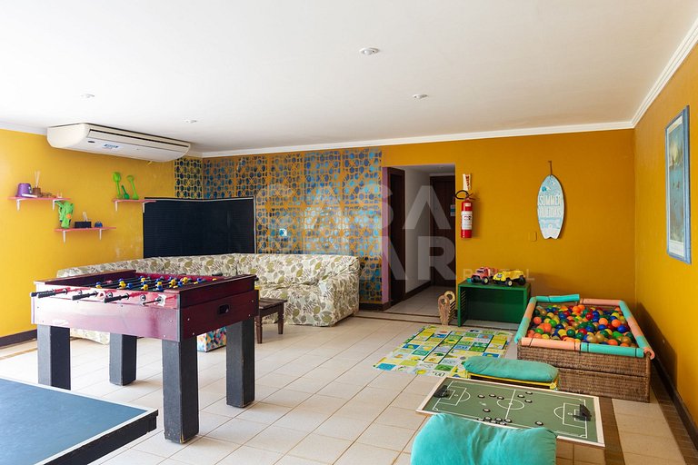 Beautiful house with 8 suites, and paradisiacal view of Ferr