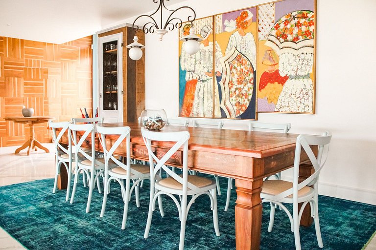 Linda casa na Ferradura, a apenas 50 metros da praia, com oi