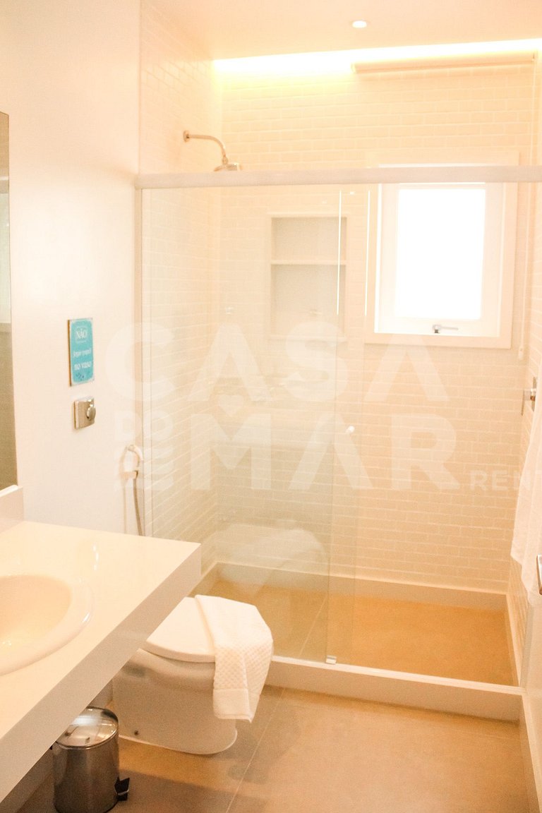 Beautiful house in Ferradura, just 50 meters from the beach,