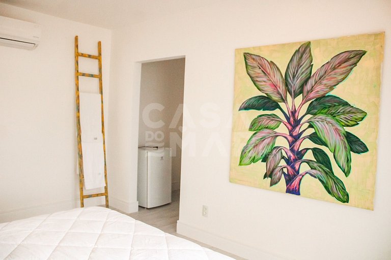 Linda casa na Ferradura, a apenas 50 metros da praia, com oi