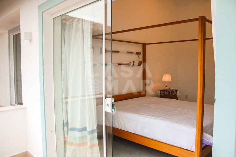 Linda casa na Ferradura, a apenas 50 metros da praia, com oi