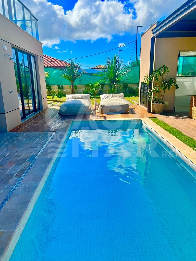 Linda casa de praia, com 4 suítes, completíssima, no melhor