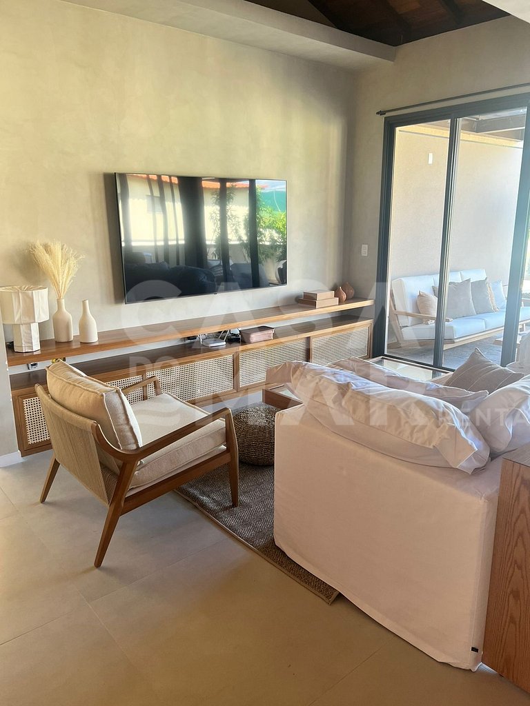 Linda casa de praia, com 4 suítes, completíssima, no melhor
