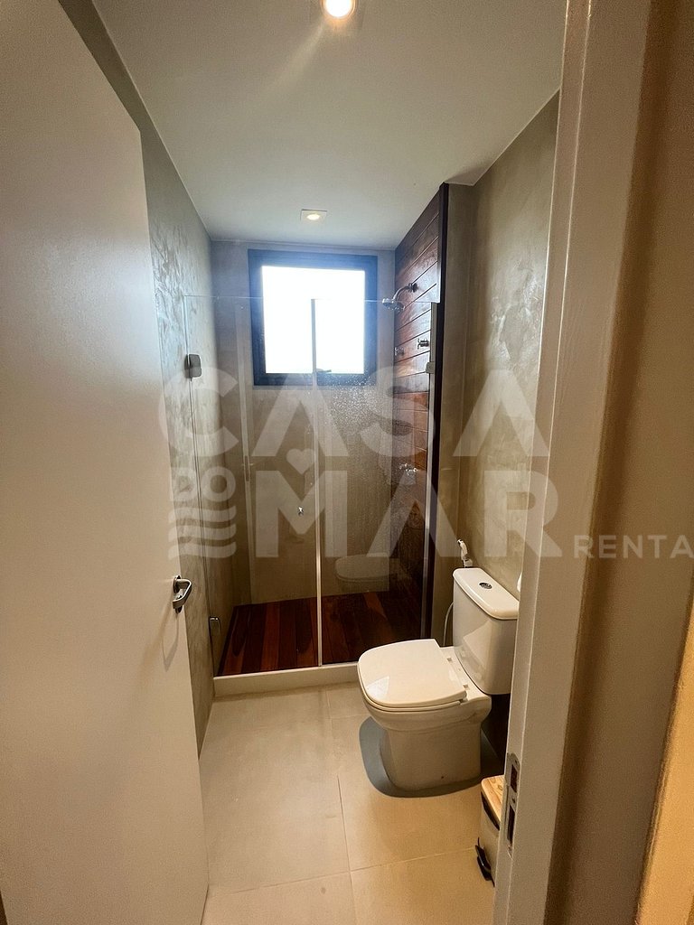Beautiful beach house, with 4 suites, very complete, in the