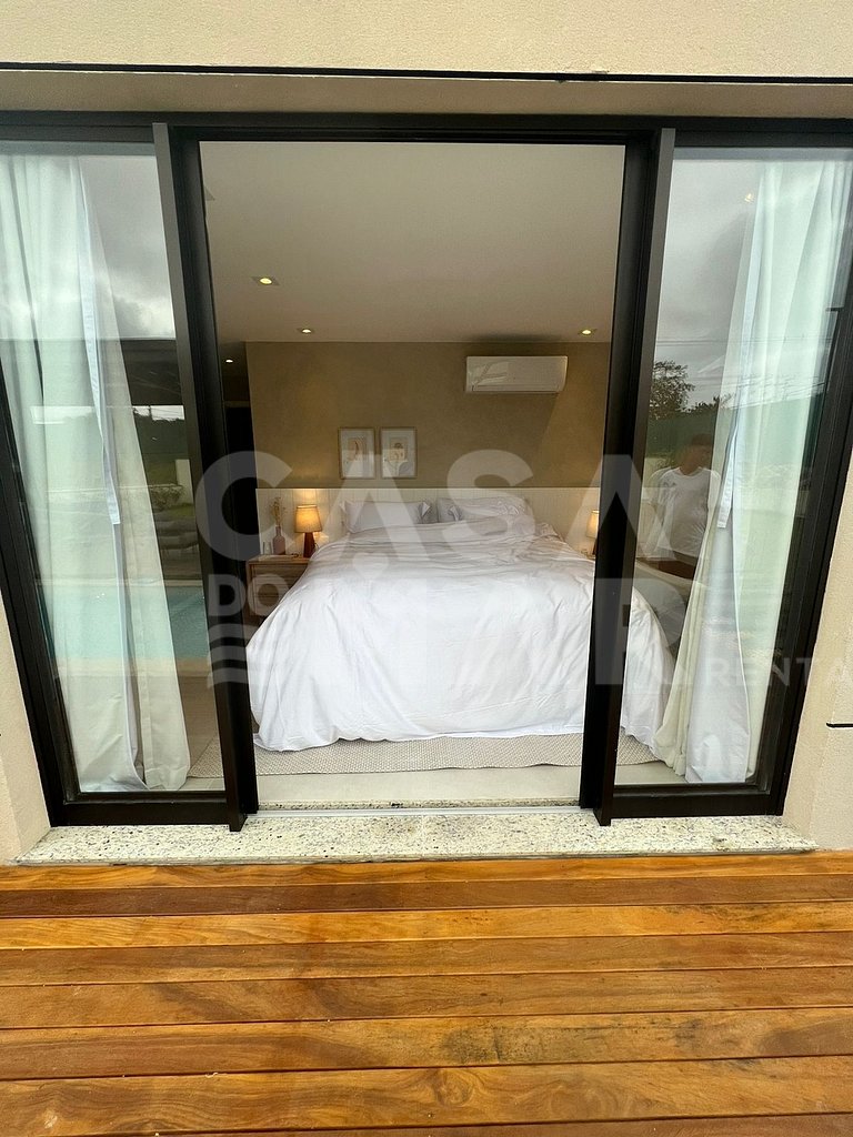 Linda casa de praia, com 4 suítes, completíssima, no melhor