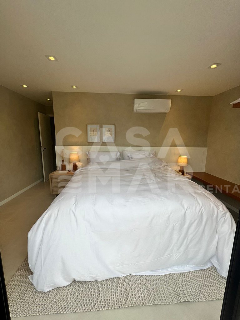 Beautiful beach house, with 4 suites, very complete, in the