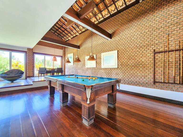 Linda casa com cinco suítes, no melhor condomínio de Geribá,