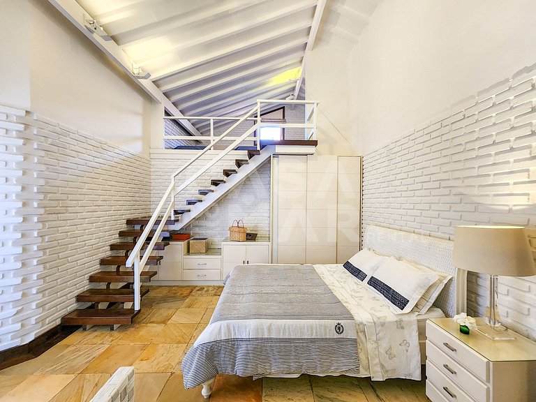 Linda casa com cinco suítes, no melhor condomínio de Geribá,