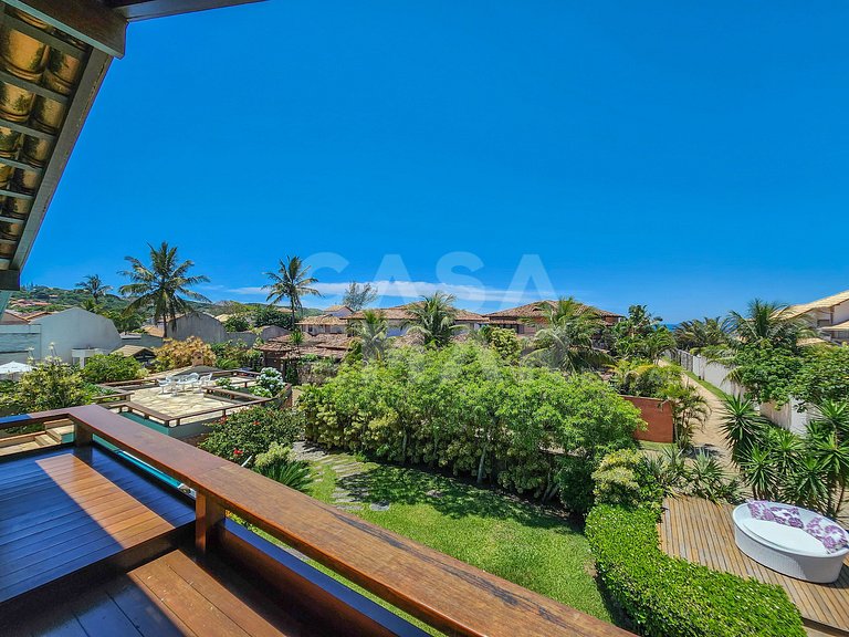 Linda casa com cinco suítes, no melhor condomínio de Geribá,