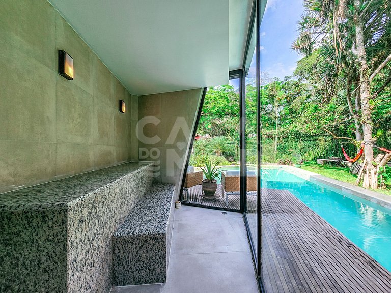 Linda casa com 5 suítes em condomínio (Rio de Janeiro)