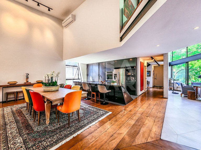 Linda casa com 5 suítes em condomínio (Rio de Janeiro)