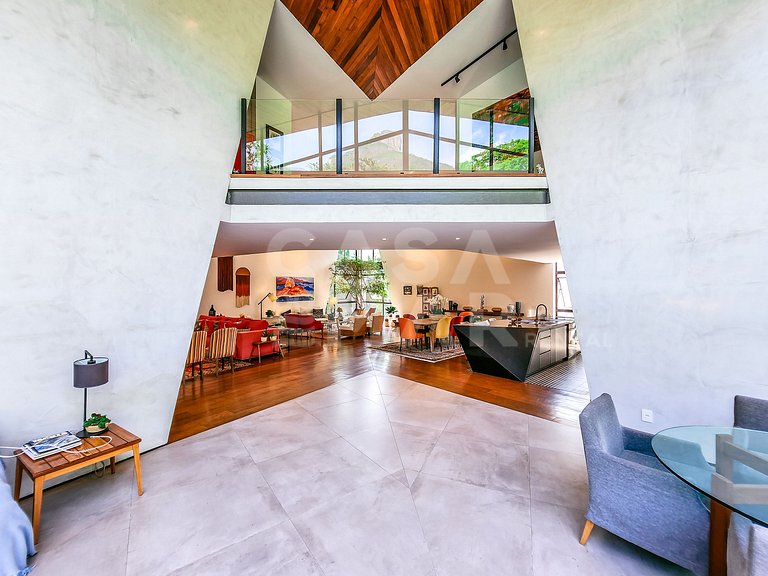Linda casa com 5 suítes em condomínio (Rio de Janeiro)