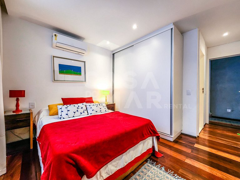 Linda casa com 5 suítes em condomínio (Rio de Janeiro)