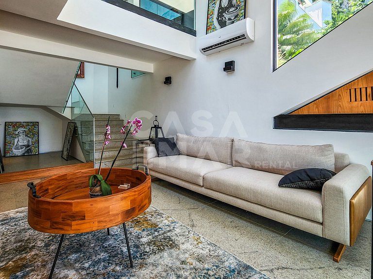 Casa espetacular com 9 suítes, frente mar, completíssima