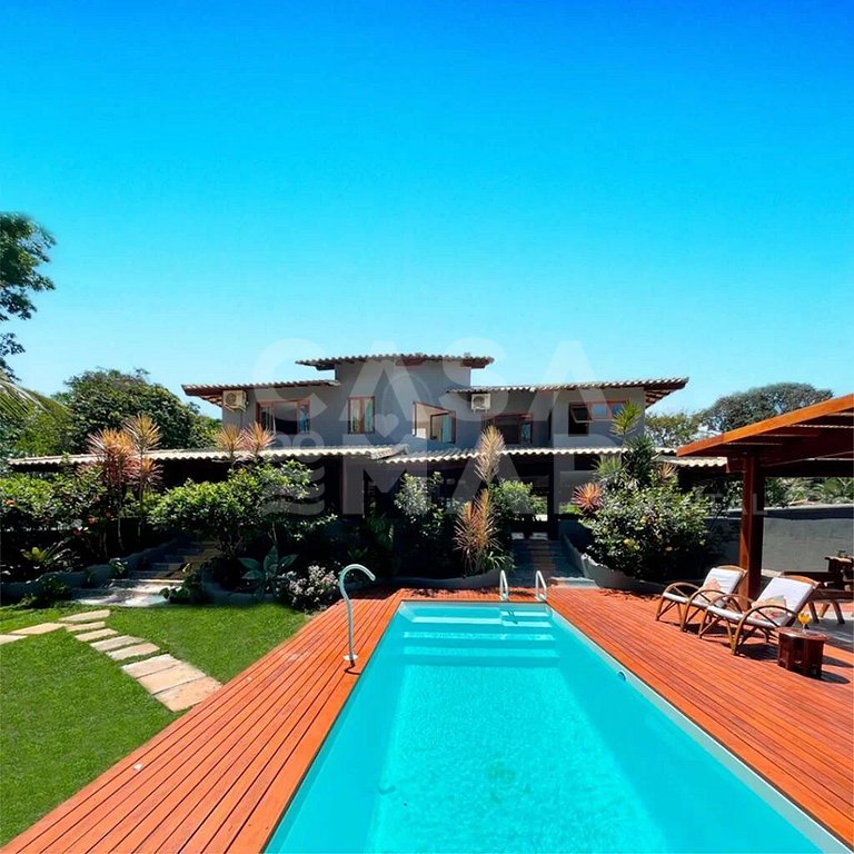 Linda casa com 4 suítes com piscina privativa