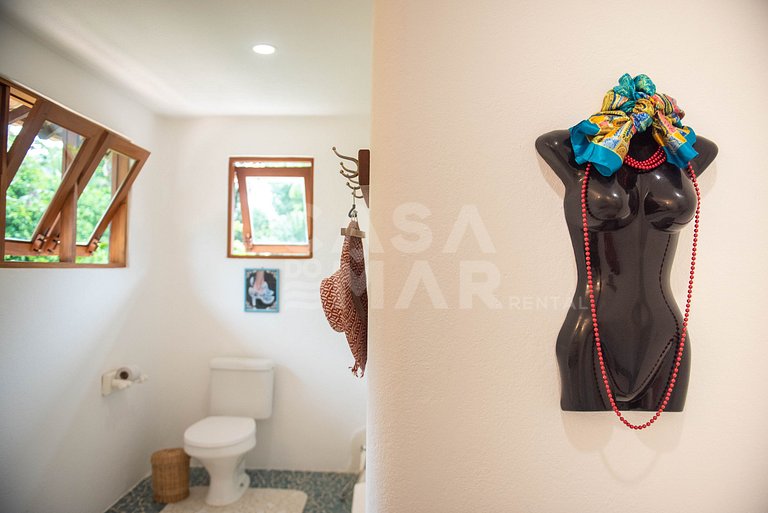 Linda casa com 4 suítes com piscina privativa