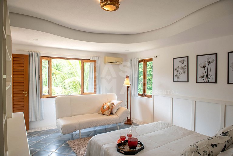 Linda casa com 4 suítes com piscina privativa