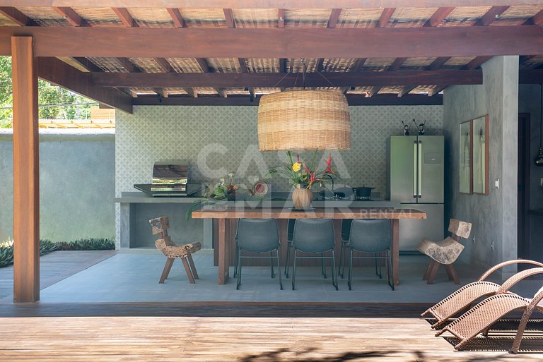 Linda casa com 4 suítes com piscina privativa