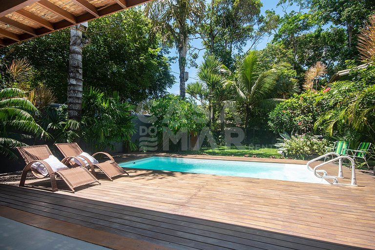 Linda casa com 4 suítes com piscina privativa
