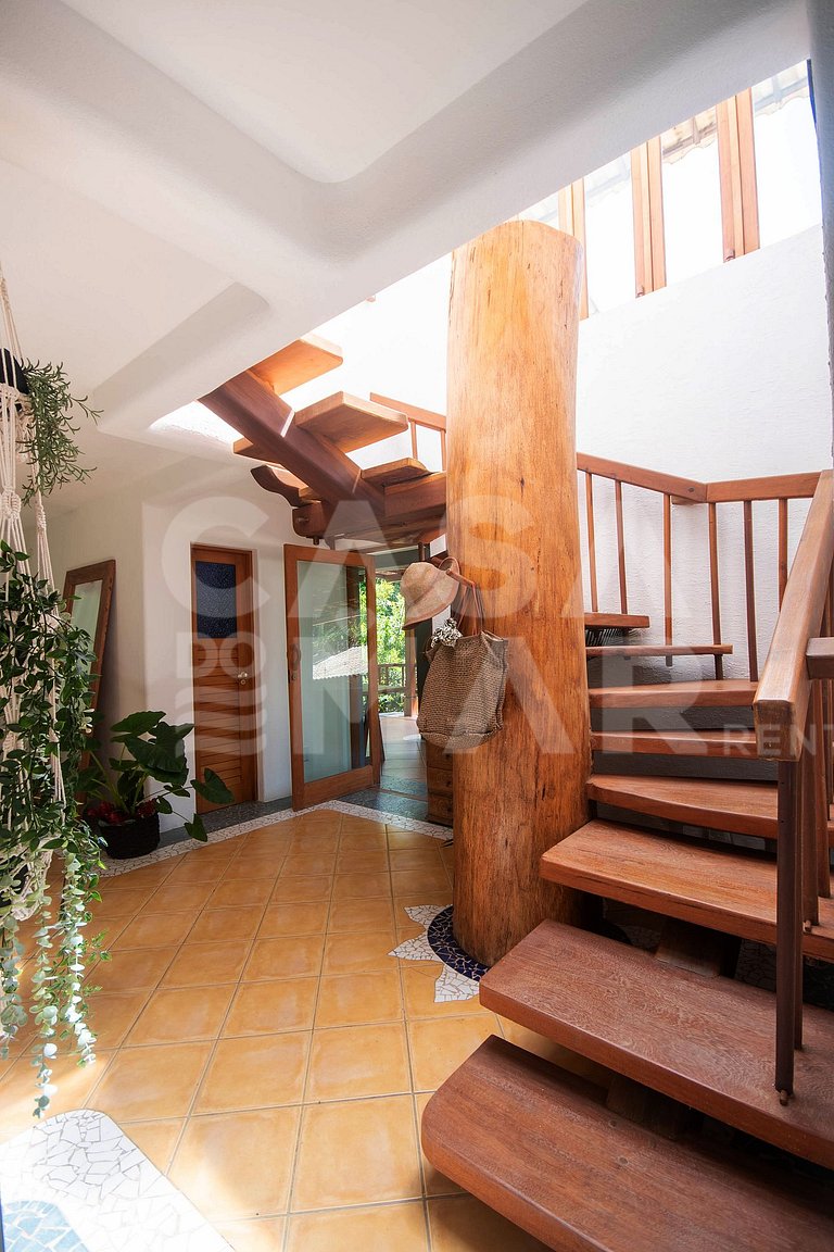 Linda casa com 4 suítes com piscina privativa