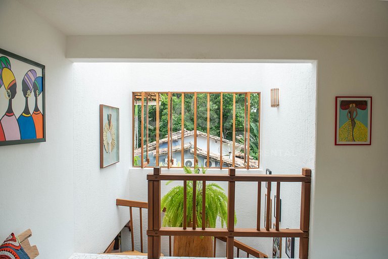 Linda casa com 4 suítes com piscina privativa