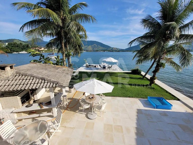 Beautiful House with swimming pool in Angra dos Reis