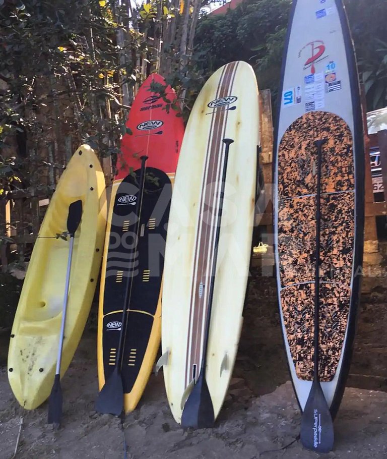 Linda casa com seis suítes, de frente pro mar