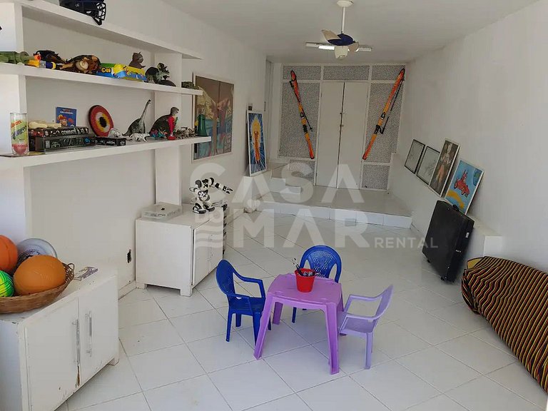 Linda casa com seis suítes, de frente pro mar