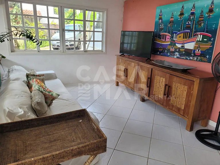 Linda casa com seis suítes, de frente pro mar