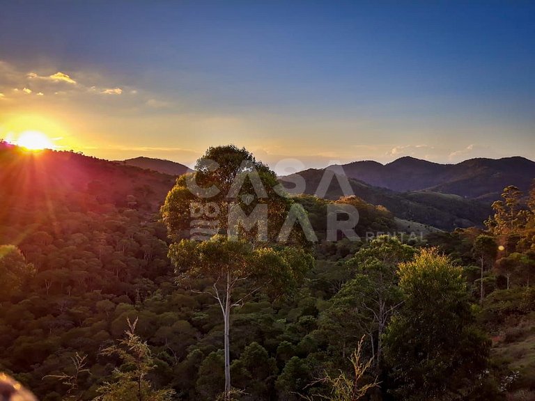 Beautiful house in Itaipava with six suites, swimming pool a
