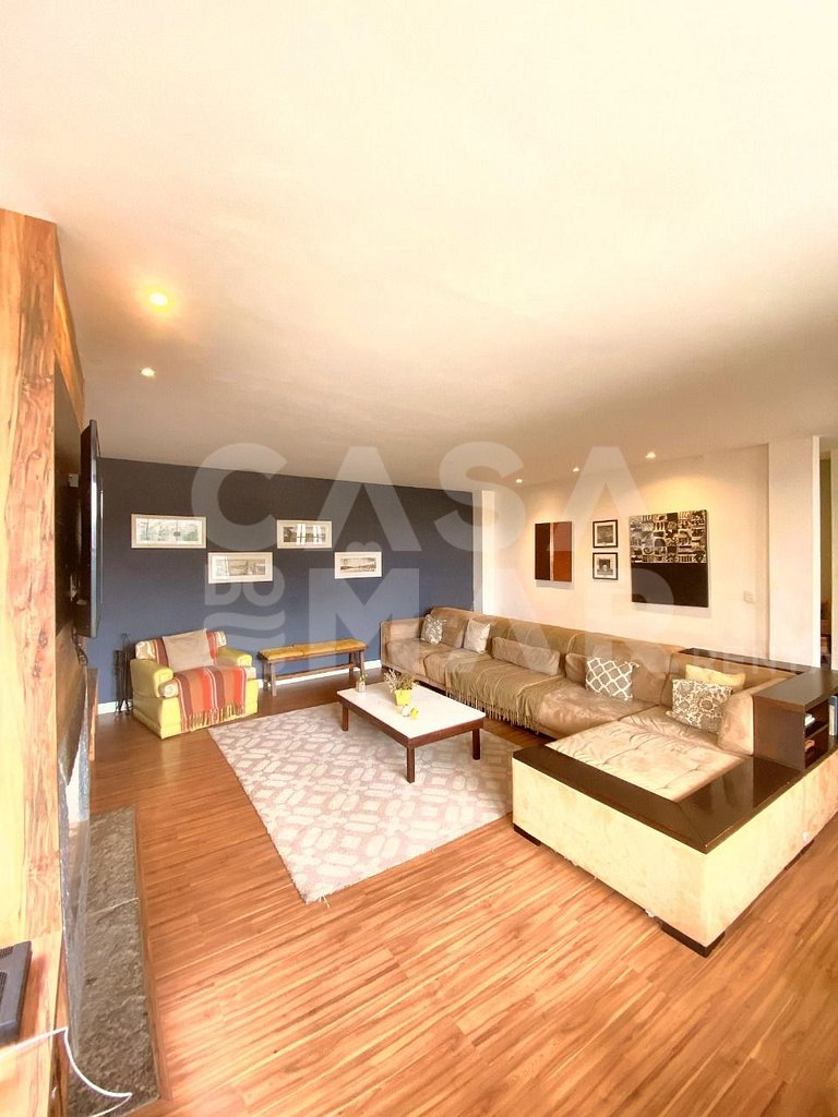 Beautiful house in Itaipava with six suites, swimming pool a