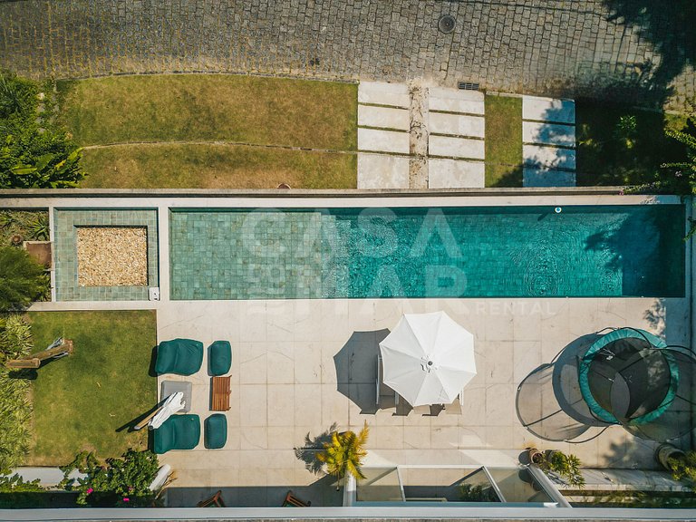 Linda casa com 3 suítes, piscina, espaço gourmet e vista enc