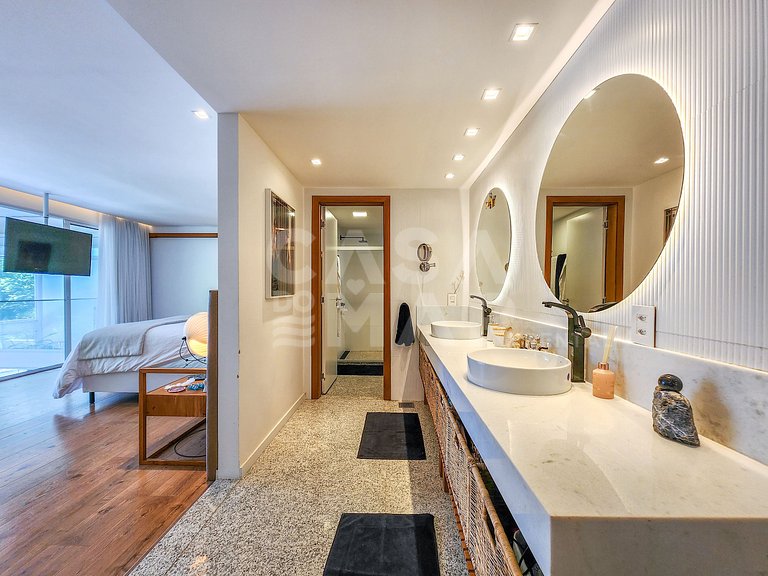 Linda casa com 3 suítes, piscina, espaço gourmet e vista enc