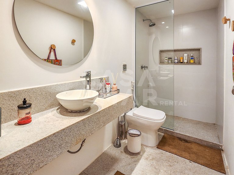 Linda casa com 3 suítes, piscina, espaço gourmet e vista enc