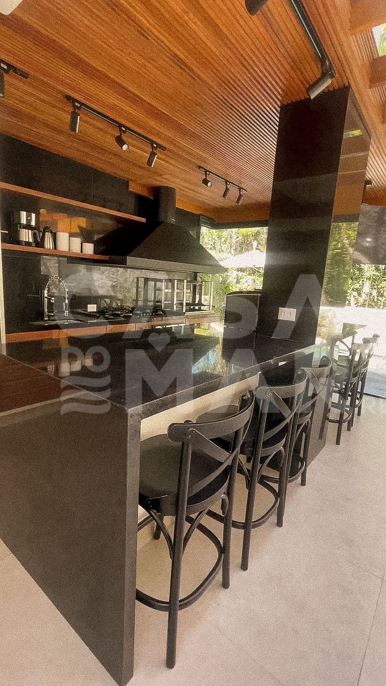 Casa muito charmosa, localizada no melhor condomínio de Mare