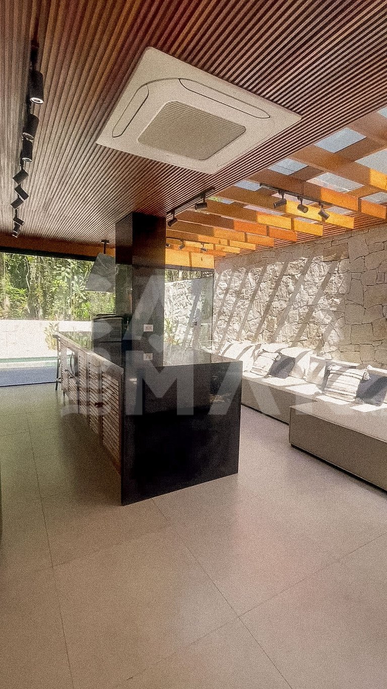 Casa muito charmosa, localizada no melhor condomínio de Mare