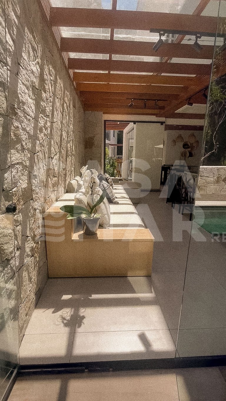 Casa muito charmosa, localizada no melhor condomínio de Mare