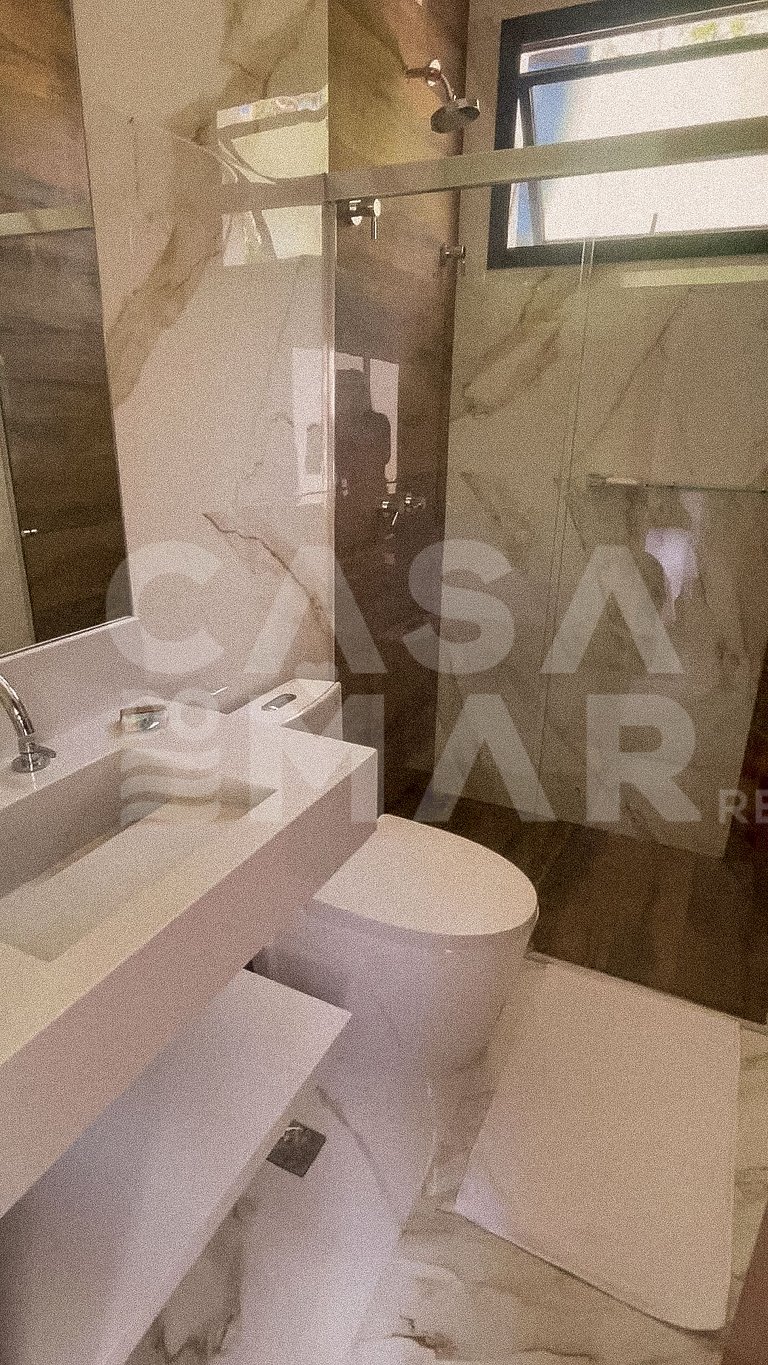 Very charming house, located in the best condominium in Mare