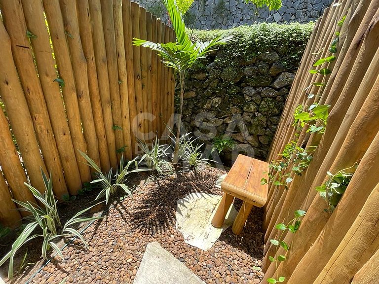 Linda Villa com nove suítes, pé na areia, e total privacidad