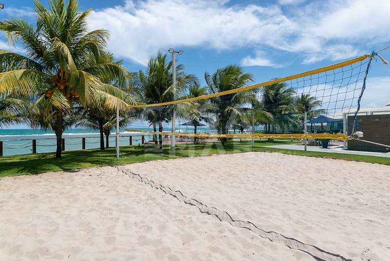 Linda casa com 9 suítes, pé na areia da praia