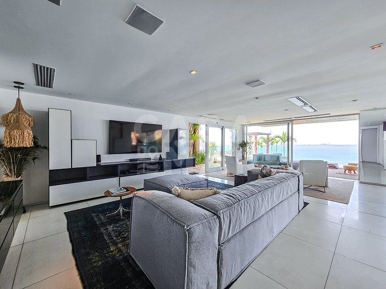 Linda casa no Joá, com vista incrível do mar do Rio