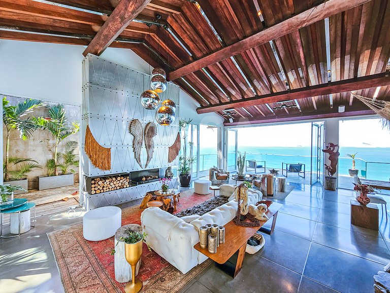Linda casa no Joá, com vista incrível do mar do Rio